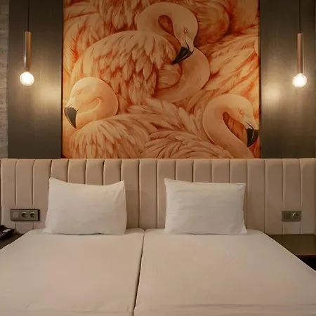 Aparthotel La Vie 4*