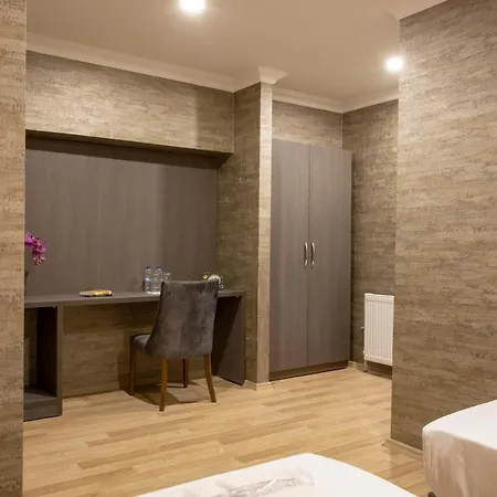 La Vie Aparthotel 4*